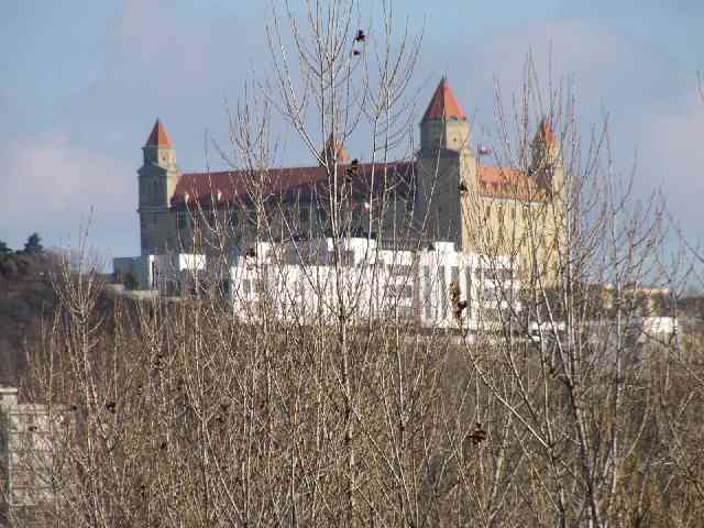 Pohad na bratislavsk hrad mojim objektvom